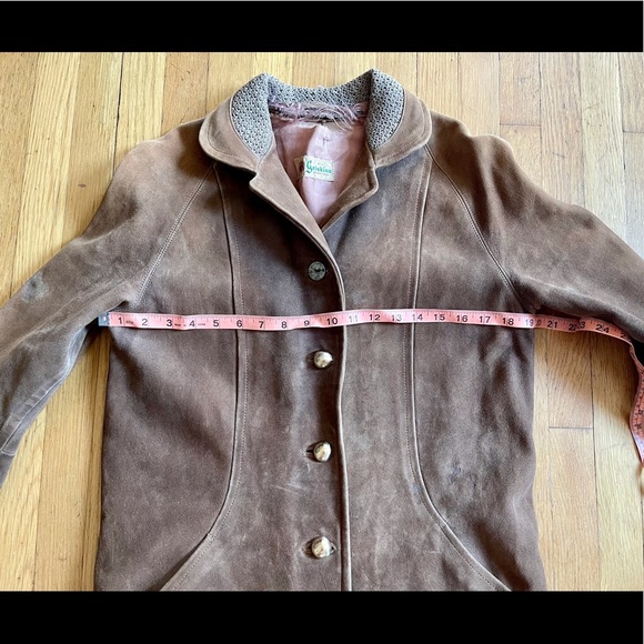 40s-50s Vintage Suede Coat with Knit Collar - Picture 7 of 15